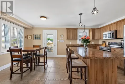 27 Terrance Drive Petawawa ON K8H 0H3