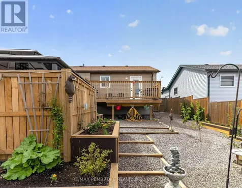 27 Terrance Drive Petawawa ON K8H 0H3