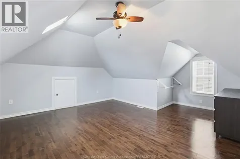 1220 Gladstone Windsor ON N8X 3H3