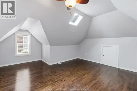 1220 Gladstone Windsor ON N8X 3H3