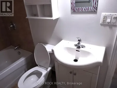 1254 Dorchester Avenue East Ottawa ON K1Z 8E6
