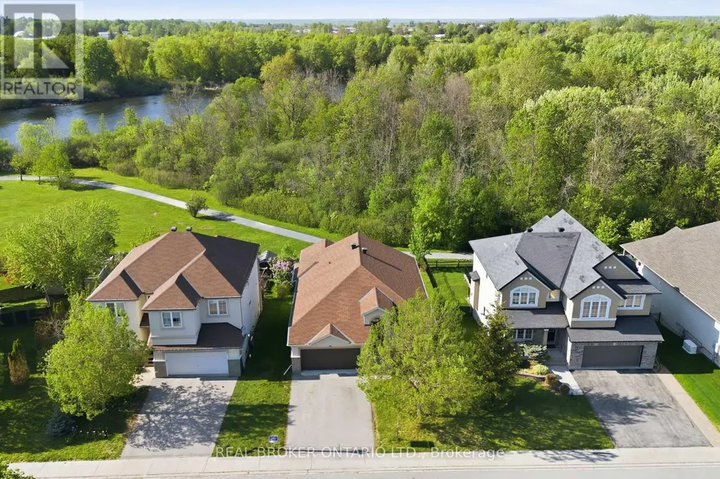 51 Waterside Drive Carleton Place ON K7C 0B1