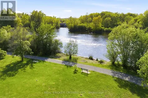 51 Waterside Drive Carleton Place ON K7C 0B1