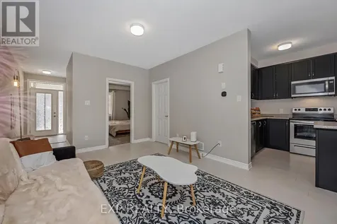 907 Nautilus Private Ottawa ON K2V 0S3