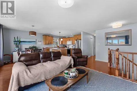 621 Johnston Crescent Pembroke ON K8A 0C3