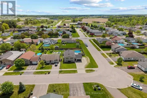 621 Johnston Crescent Pembroke ON K8A 0C3