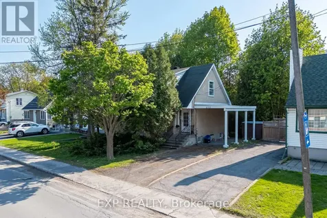252 Woodroffe Avenue Ottawa ON K2A 3V4