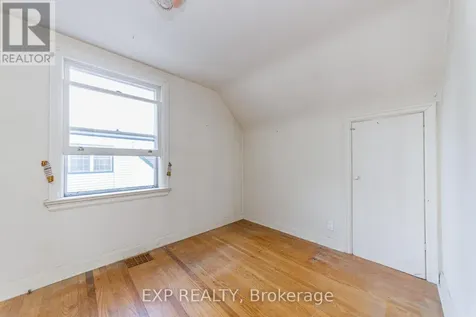 252 Woodroffe Avenue Ottawa ON K2A 3V4