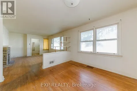 252 Woodroffe Avenue Ottawa ON K2A 3V4