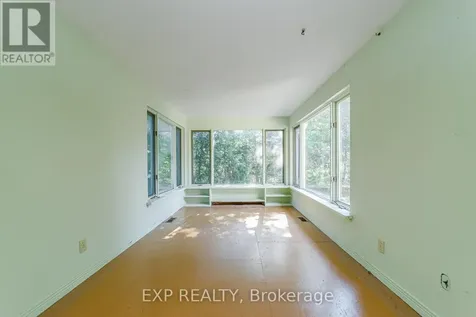 252 Woodroffe Avenue Ottawa ON K2A 3V4