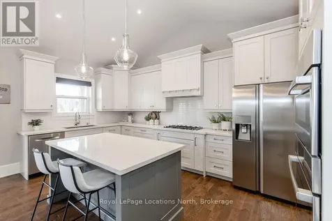 93 Stanley Street Collingwood ON L9Y 0G3