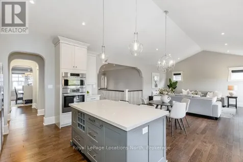93 Stanley Street Collingwood ON L9Y 0G3