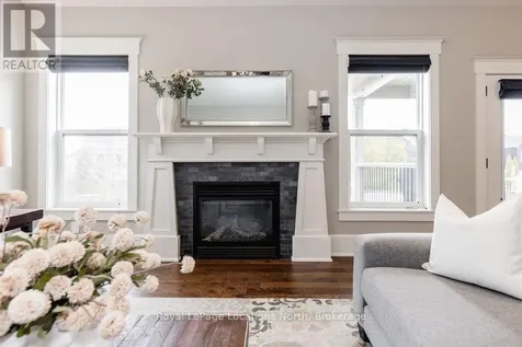 93 Stanley Street Collingwood ON L9Y 0G3