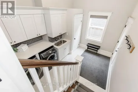93 Stanley Street Collingwood ON L9Y 0G3