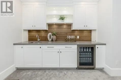 93 Stanley Street Collingwood ON L9Y 0G3