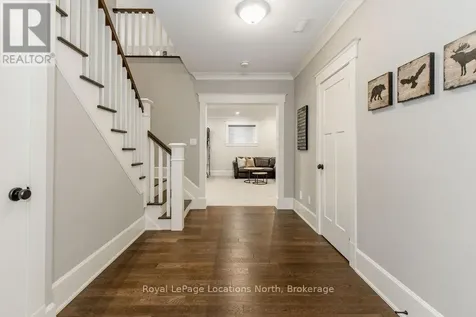 93 Stanley Street Collingwood ON L9Y 0G3