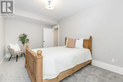 93 Stanley Street Collingwood ON L9Y 0G3