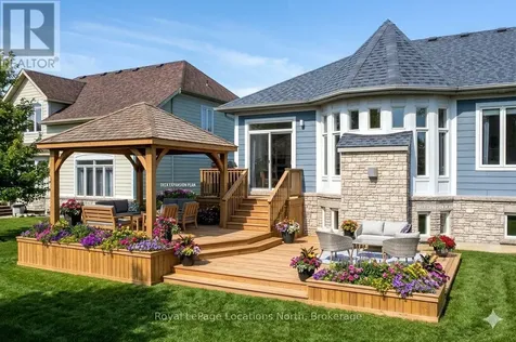 27 Newport Boulevard Collingwood ON L9Y 4Y8