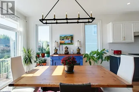 27 Newport Boulevard Collingwood ON L9Y 4Y8