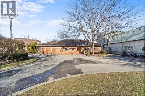 410 Russell Woods Road Lakeshore ON N8N 3S5
