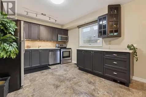 90 Rice Drive Whitby (pringle Creek) ON L1N 7Y3