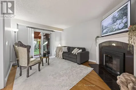 90 Rice Drive Whitby (pringle Creek) ON L1N 7Y3