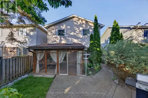 90 Rice Drive Whitby (pringle Creek) ON L1N 7Y3