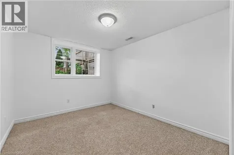 136 Mountain Street Grimsby ON L3M 4E7