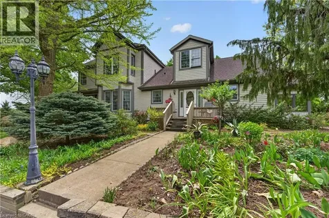 136 Mountain Street Grimsby ON L3M 4E7