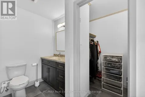 295 Water Street Guelph (dovercliffe Park/old University) ON N1G 2X5