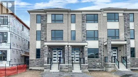 3312 Thunderbird Promenade Pickering ON L1X 0N4