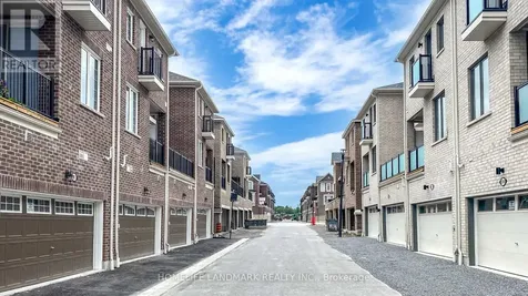 3312 Thunderbird Promenade Pickering ON L1X 0N4