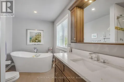 578 Tourelle Drive Ottawa ON K4A 3H6