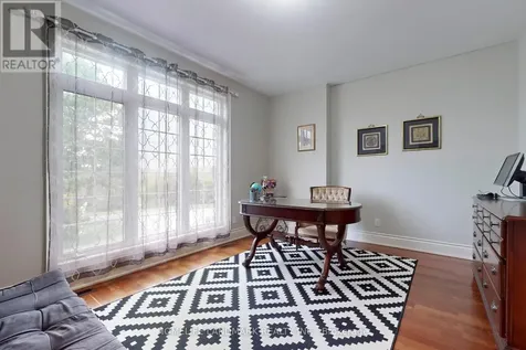 19 Wolf Run Court Whitchurch-stouffville ON L4A 2L4