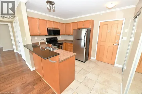 8 Harris Street Cambridge ON N1R 8R1
