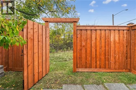 34 Bow Valley Drive Hamilton ON L8E 3L4