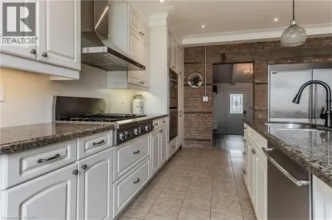 351 Rock Chapel Road Dundas ON L9H 5E2