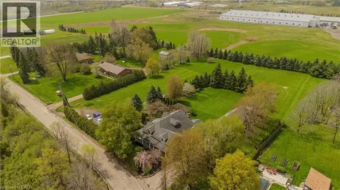 351 Rock Chapel Road Dundas ON L9H 5E2