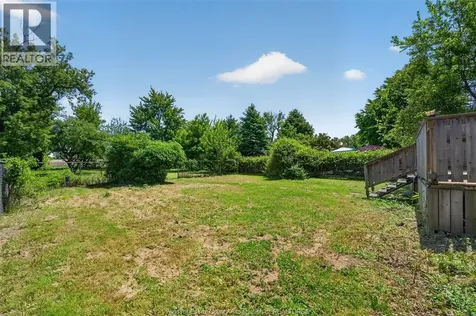 370 County Rd 34 W Kingsville ON N8M 2X5