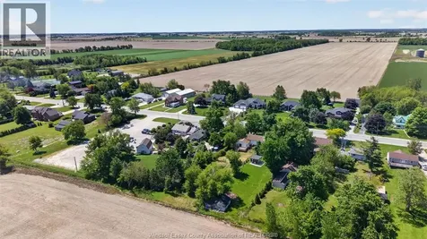370 County Rd 34 W Kingsville ON N8M 2X5