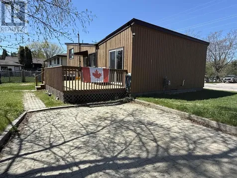 133 Memorial Avenue Dryden ON P8N 2M4