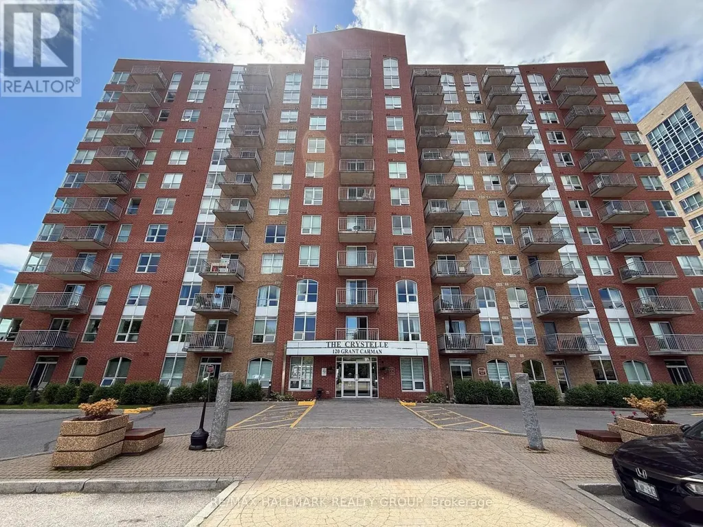 120 Grant Carman Drive Ottawa ON K2E 1C8