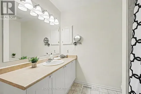 1598 Lisbon Street Ottawa ON K4A 4C3