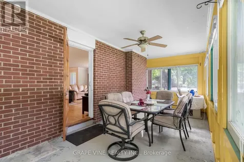 2201 Braeside Avenue Ottawa ON K1H 7J6