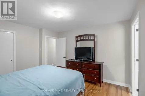 2201 Braeside Avenue Ottawa ON K1H 7J6
