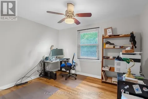 2201 Braeside Avenue Ottawa ON K1H 7J6
