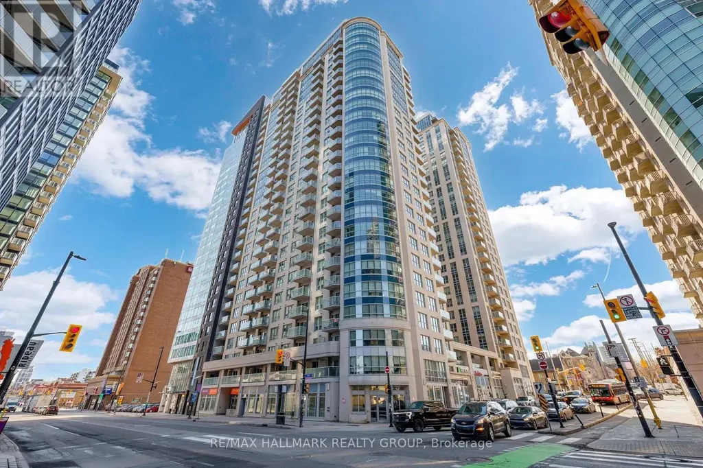 242 Rideau Street Ottawa ON K1N 0B7