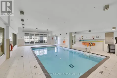 242 Rideau Street Ottawa ON K1N 0B7