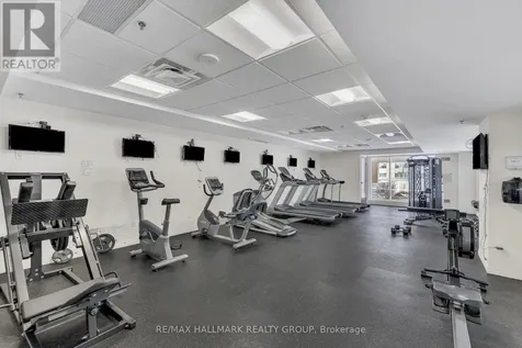 242 Rideau Street Ottawa ON K1N 0B7