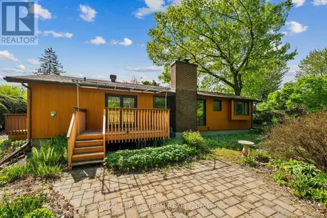 548 Rivershore Crescent Ottawa ON K1J 7Y7
